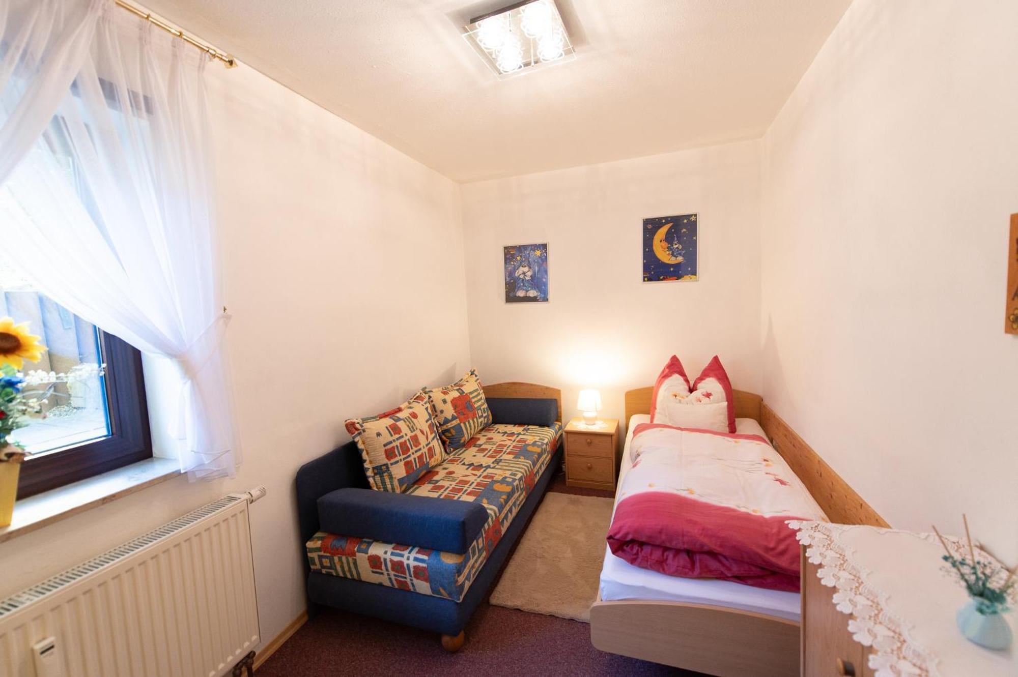 Ferienwohnung Werner ヴァルメンシュタイナハ エクステリア 写真