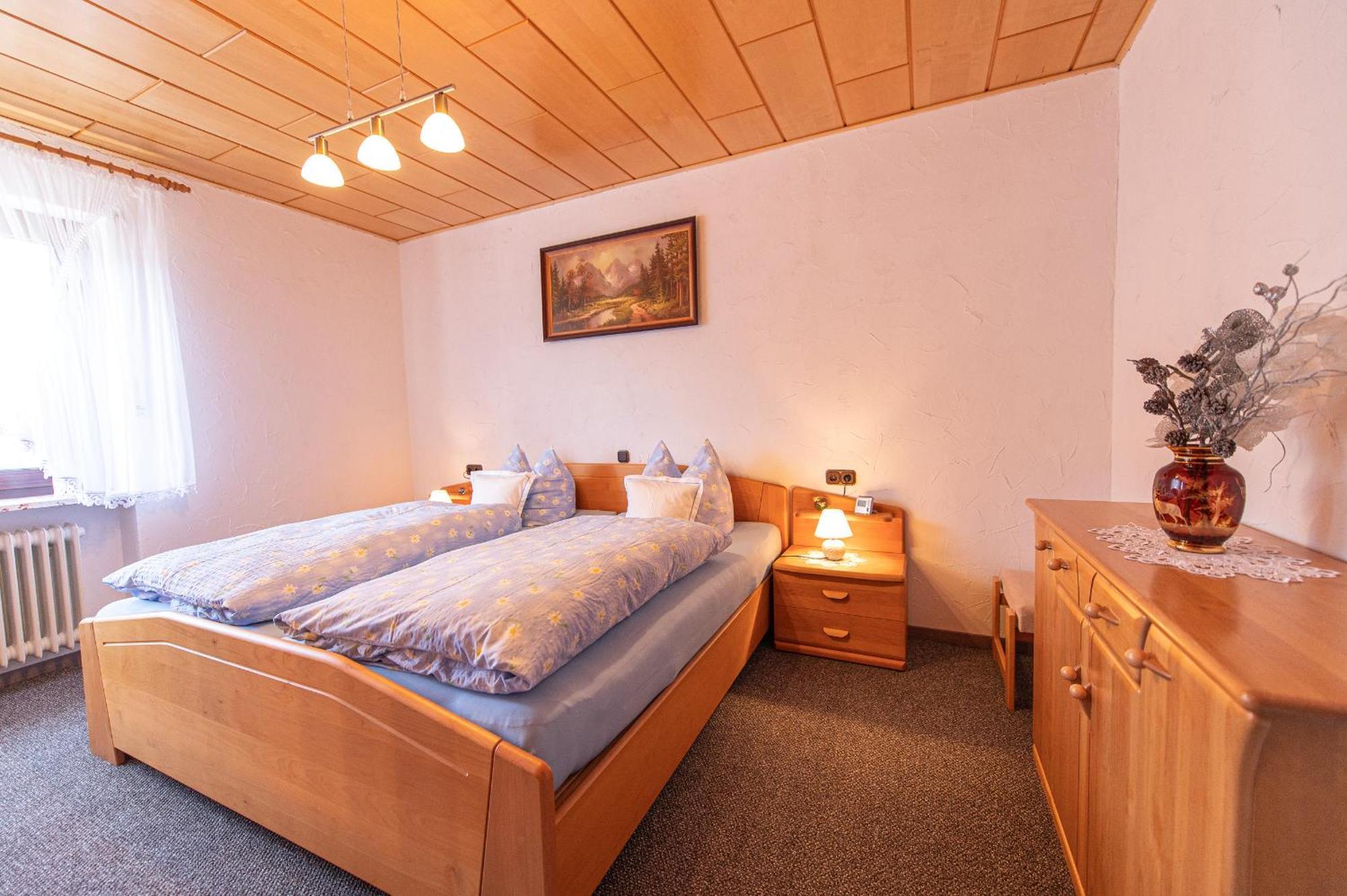 Ferienwohnung Werner ヴァルメンシュタイナハ エクステリア 写真