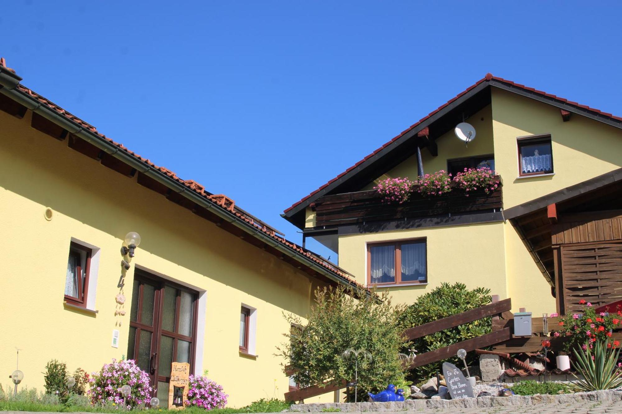 Ferienwohnung Werner ヴァルメンシュタイナハ エクステリア 写真