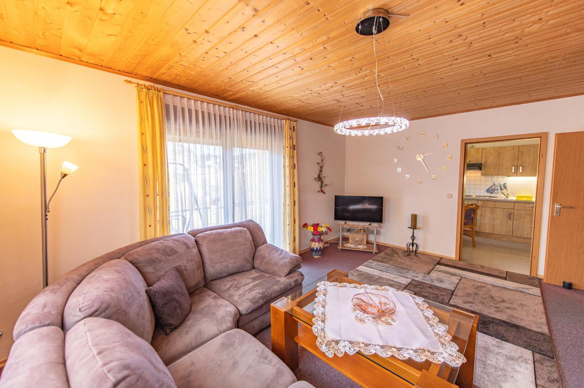 Ferienwohnung Werner ヴァルメンシュタイナハ エクステリア 写真