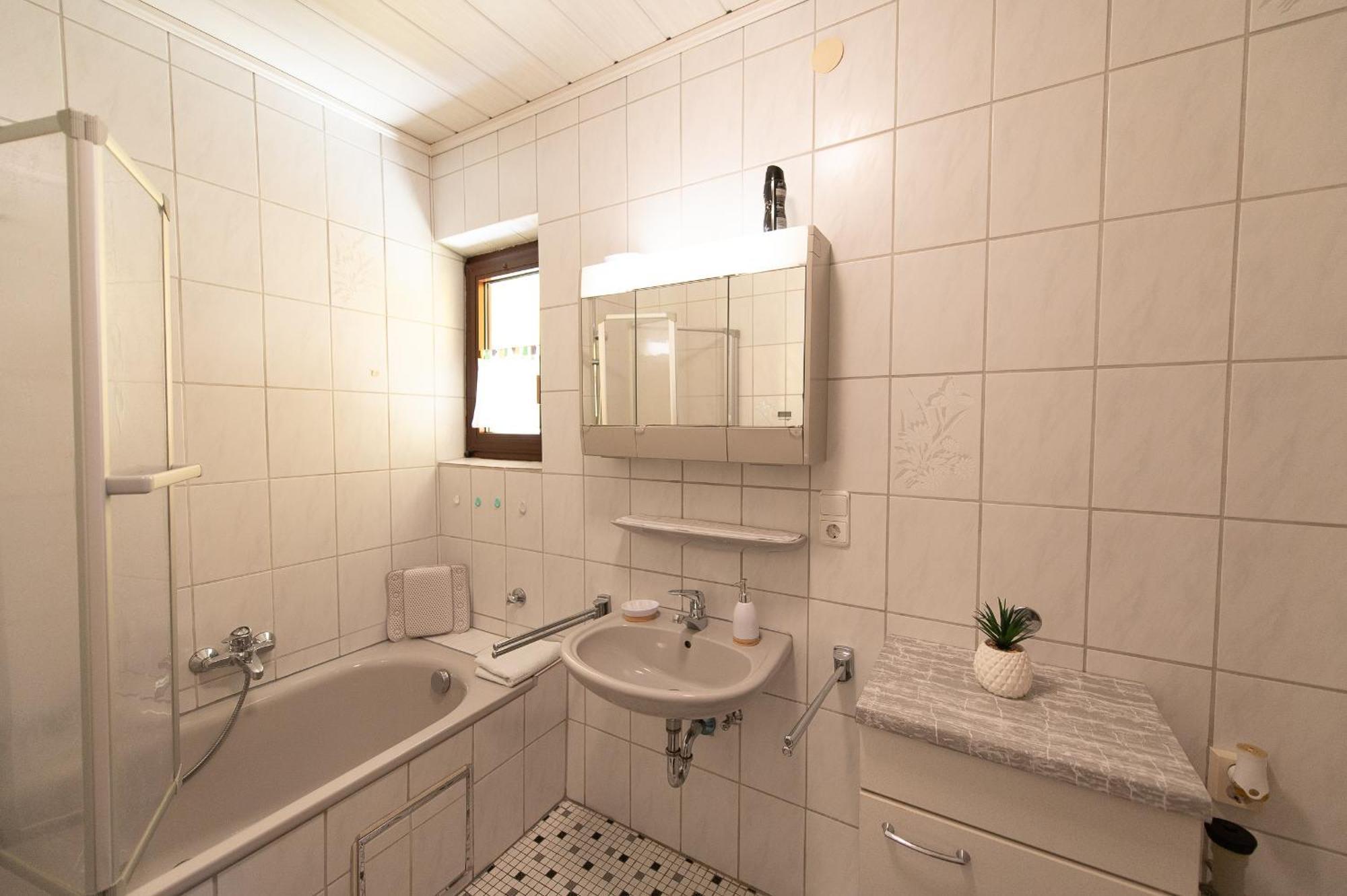 Ferienwohnung Werner ヴァルメンシュタイナハ エクステリア 写真