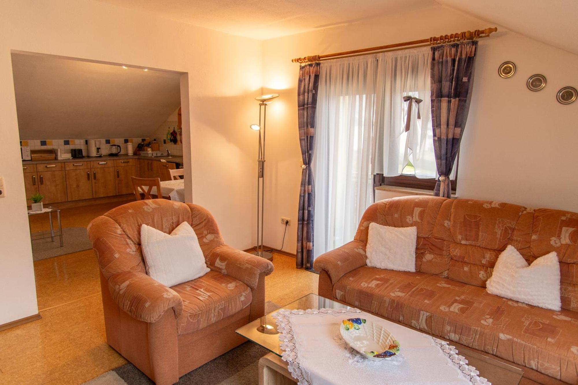 Ferienwohnung Werner ヴァルメンシュタイナハ エクステリア 写真